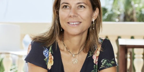 Ana Maiques parla de neurociència al Cornellà Creació