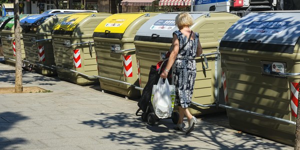 Augmenta el percentatge de residus separats amb la recollida selectiva a Cornellà