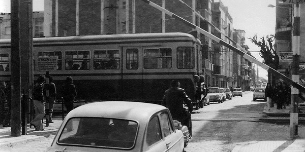 El Carrilet: 40 anys sense les barreres