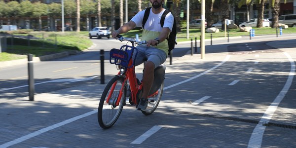 El servei d'AMBici compleix dos anys