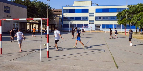 Estiu al Pati, esport per als joves als patis de centres escolars