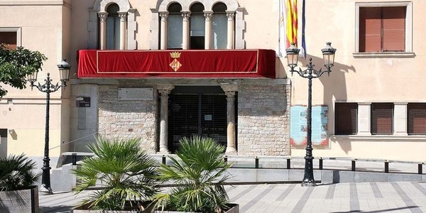 Horaris d'equipaments i serveis municipals durant l'agost