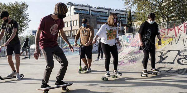 Més d'una trentena d'activitats gratuïtes per a joves durant les tardes d'estiu