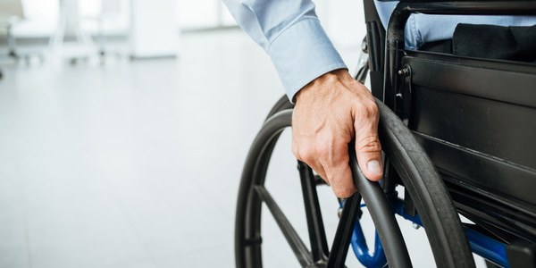 Servei d'acompanyament a persones vulnerables per anar a votar