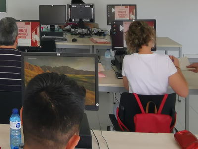 Formació ocupacional gratuïta a  Cornellà: CP Operacions auxiliars de serveis administratius i generals.
