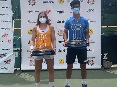 Tennis: Lucia Aranda es proclama campiona de Catalunya en categoria absoluta