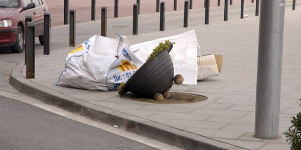 2.400 denuncias por abandonar basura en la vía pública y por actos incívicos