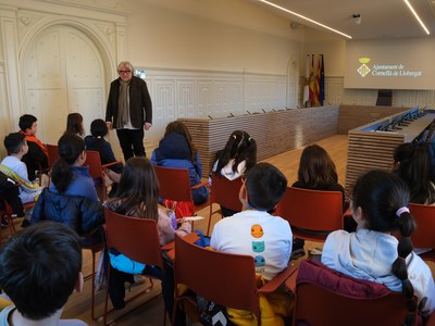 750 escolares visitan el Ayuntamiento cada curso
