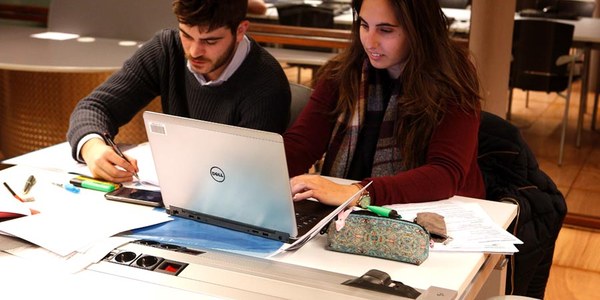 Aulas de estudio abiertas en cada barrio de la ciudad