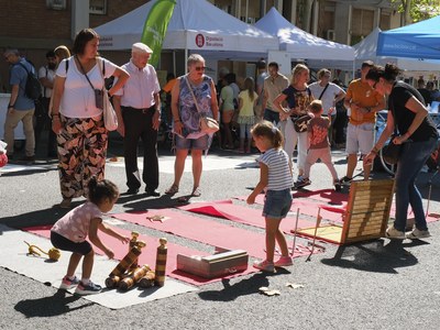 Cerca del 85 % de los desplazamientos internos en Cornellà se hacen a pie
