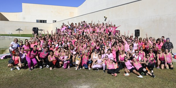 Cornellà se moviliza por la prevención del cáncer de mama