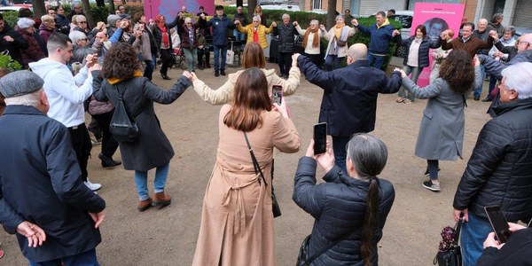 Almudena Grandes y Carme Chacón tendrán dos espacios conmemorativos en la ciudad