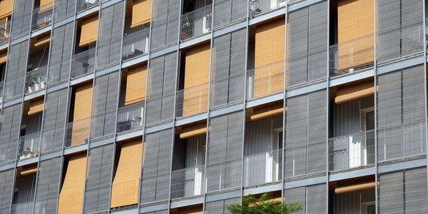 El Ayuntamiento modificará su planteamiento urbanístico para regular los usos alternativos de las viviendas residenciales
