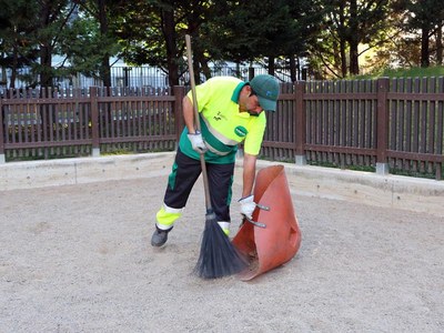 El servicio PAM a PAM, inicia un nuevo ciclo de limpieza integral en la ciudad
