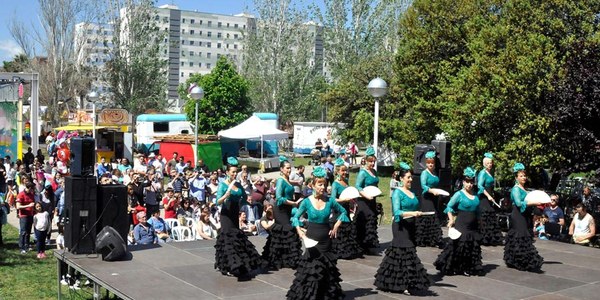 Fin de semana de fiesta mayor en el barrio de Fontsanta-Fatjó