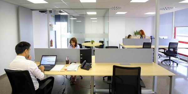 Herramientas para facilitar el emprendimiento y explorar nuevas oportunidades laborales