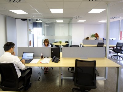 Herramientas para facilitar el emprendimiento y explorar nuevas oportunidades laborales