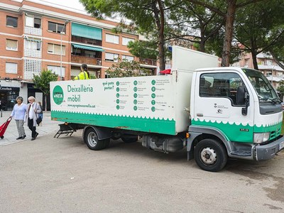 La Deixallería Móvil acerca la recogida de residuos a todos los barrios de la ciudad