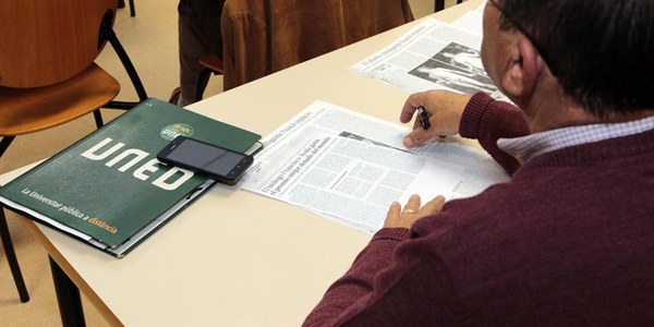 La UNED celebra el 30 aniversario de su instauración en Cornellà