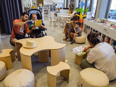 Las bibliotecas conmemoran Sant Jordi con actividades y propuestas de lecturas para todas las edades