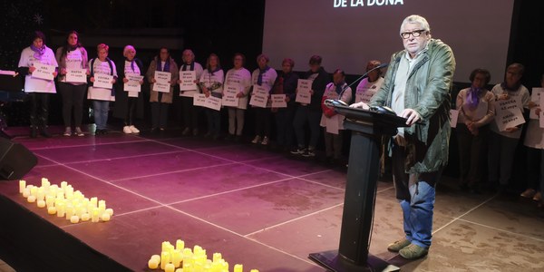 Lectura del Manifiesto en conmemoración del 25N, Día Internacional para la Erradicación de la Violencia hacia las Mujeres