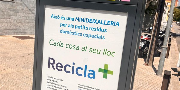 Minideixallerias en las calles para facilitar el reciclaje