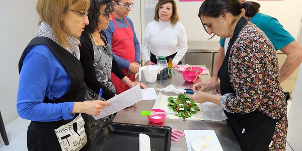 Nuevos cursos en los centros cívicos para empezar el 2023