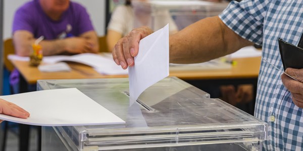 Participación del 67,04% en las elecciones generales del 23J, en Cornellà