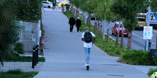 Se endurece la ordenanza de circulación para los patinetes eléctricos