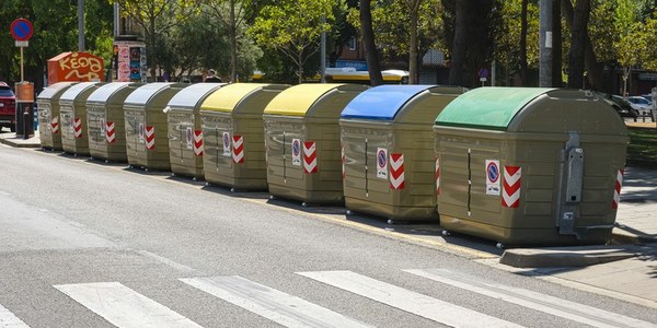 ¿Tiramos la basura en el contenedor correspondiente?