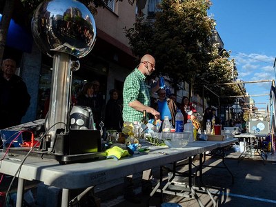 Una mañana dedicada a experimentar y vivir la ciencia y las nuevas tecnologías